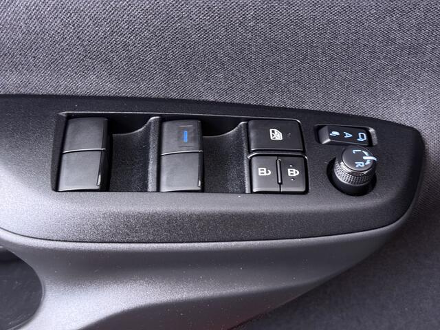 Toyota YARIS Cross 1.5 Hybrid Explore | Navigatie | PDC |