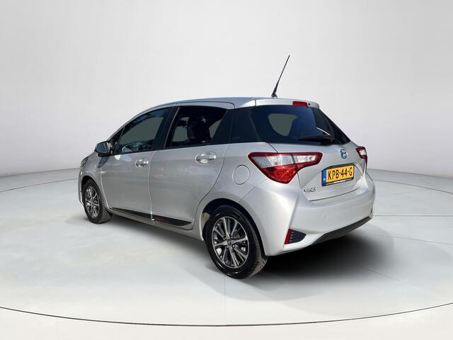 Toyota YARIS 1.5 Hybrid Y20 | Navigatie | Parkeersensoren | Licht metalen velgen | Keyless entry |