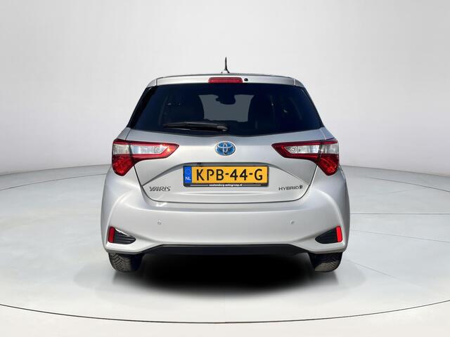 Toyota YARIS 1.5 Hybrid Y20 | Navigatie | Parkeersensoren | Licht metalen velgen | Keyless entry |