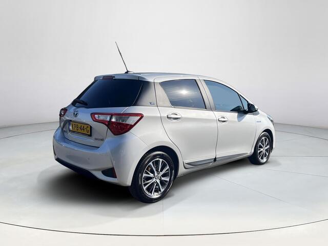 Toyota YARIS 1.5 Hybrid Y20 | Navigatie | Parkeersensoren | Licht metalen velgen | Keyless entry |