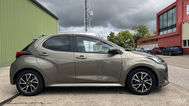 Toyota YARIS 1.5 Hyb. Dynamic