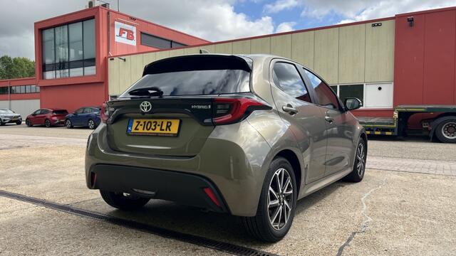 Toyota YARIS 1.5 Hyb. Dynamic