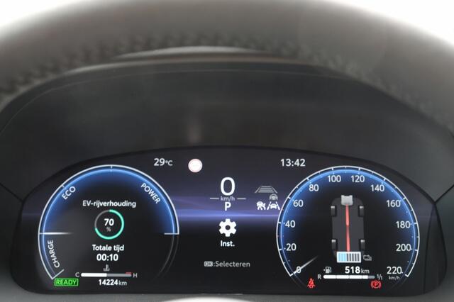 Toyota YARIS TOYOTA YARIS Hybrid 130 Launch Edition Automaat | Head-up Display | JBL Premium audio | 8 speakers | Sierlijsten interieur Neptune Blue | Geschikt voor Smart Digital Key* | Stoelbekleding voorzien van