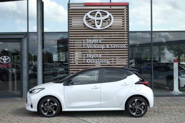 Toyota YARIS TOYOTA YARIS Hybrid 130 Launch Edition Automaat | Head-up Display | JBL Premium audio | 8 speakers | Sierlijsten interieur Neptune Blue | Geschikt voor Smart Digital Key* | Stoelbekleding voorzien van