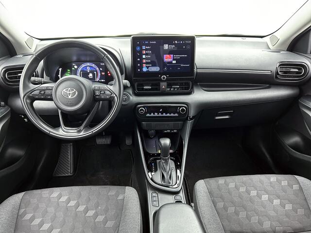 Toyota YARIS 1.5 Hybrid 115 Dynamic | BTW voertuig | Navigatie | Apple CarPlay/Android Auto | Cruise Control adaptive | Achteruitrijcamera | Climate Control |
