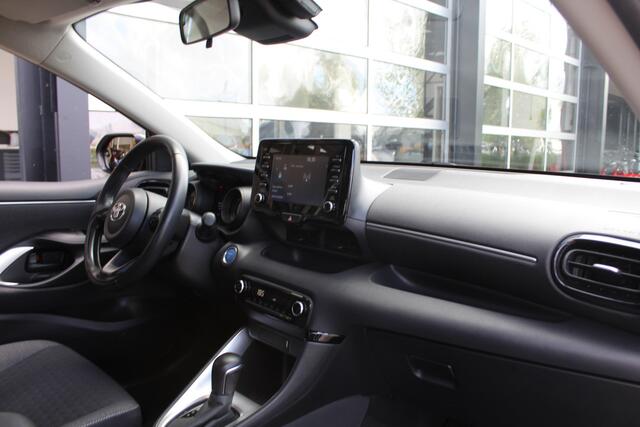 Toyota YARIS 1.5 Hybrid Dynamic | Rijklaar | Afn. trekhaak | PDC | Apple/Android | DAB+ | Camera | Adap. Cruise | Clima