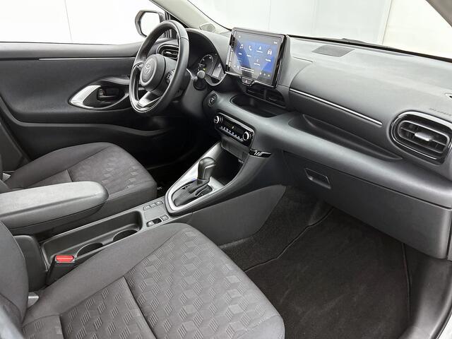 Toyota YARIS 1.5 Hybrid Active | BTW voertuig | Keyless Entry/Start | Climate Control | Cruise Control Adaptive | Achteruitrijcamera | Velgen |