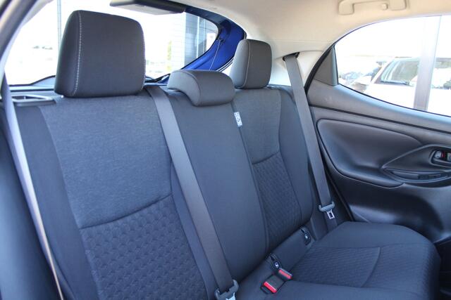 Toyota YARIS 1.5 Hybrid Dynamic | Rijklaar | Stoel/Stuur-verw. | Navi | Apple/Android | Camera | DAB+ | Bluetooth | Clima | Adap. Cruise