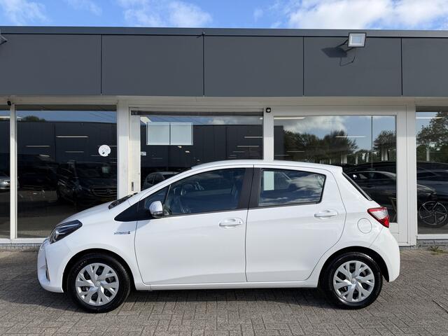 Toyota YARIS 1.5 Hybrid Active Navi Cruisecontrol
