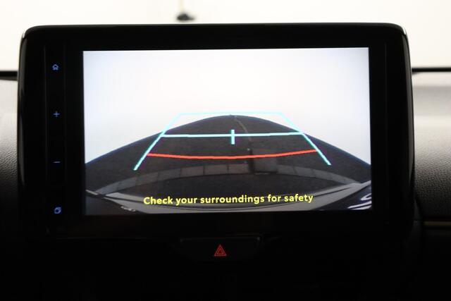 Toyota YARIS Cross 1.5 Hybrid Explore | Apple Carplay/Android Auto | Tree planken | stuur, stoel, voorruit verwarming |