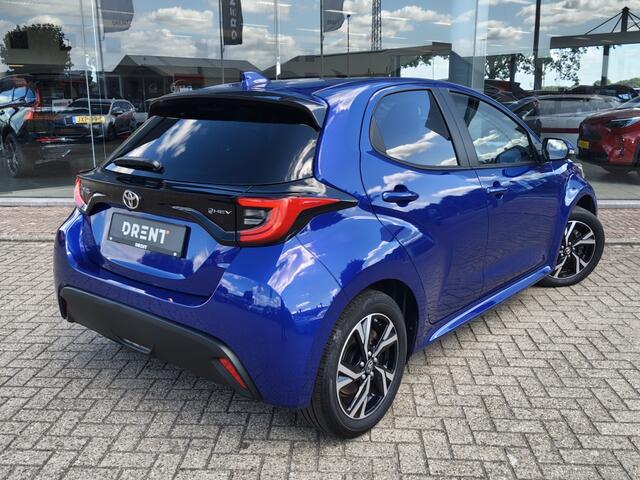 Toyota YARIS 1.5 Hybrid 115 Dynamic | Sensoren v/a | Stuur & Stoelverwarming