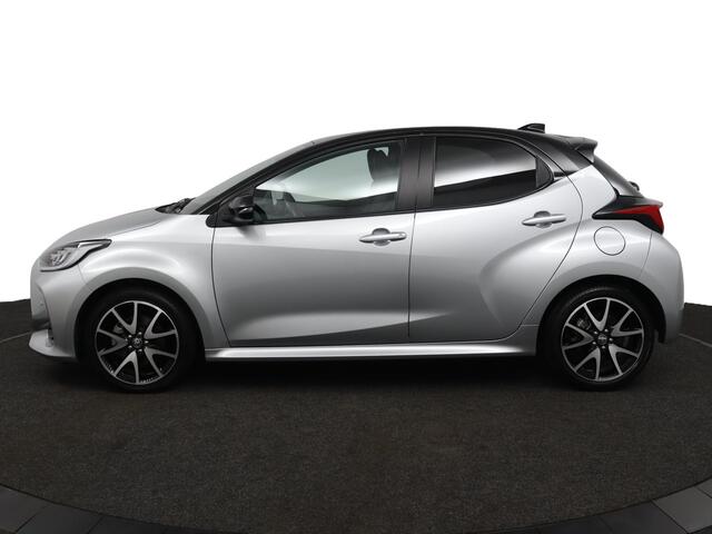 Toyota YARIS 1.5 Hybrid Executive | Bi-Tone | Adaptive Cruise Control | Stoelverwarming | Apple carplay en Android Auto |