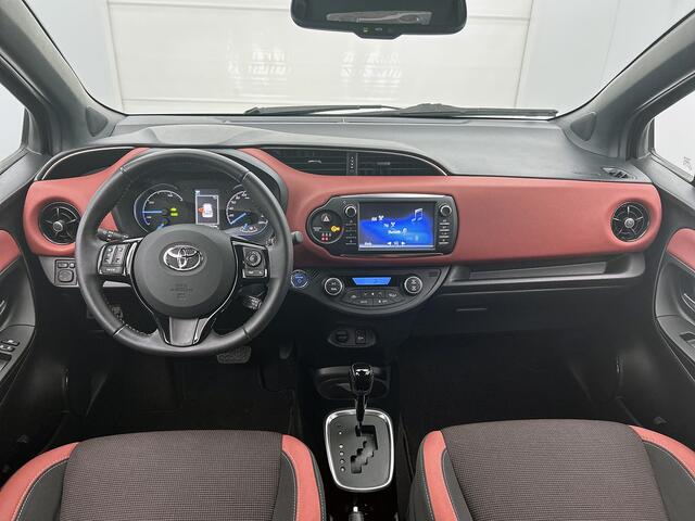 Toyota YARIS 1.5 Hybrid Bi-Tone Plus | Navigatie | Cruise Control | Climate Control |