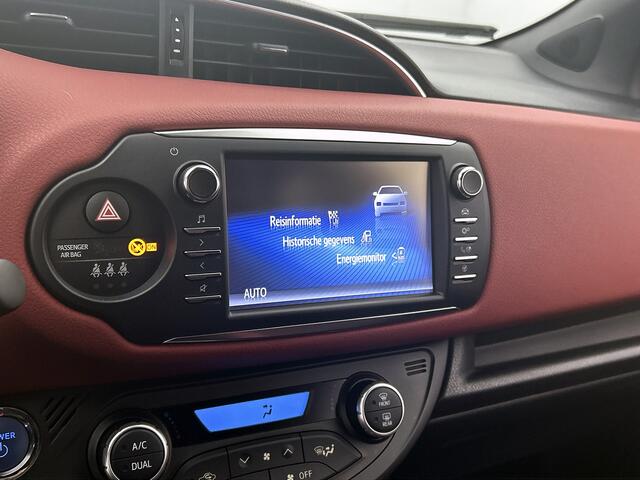 Toyota YARIS 1.5 Hybrid Bi-Tone Plus | Navigatie | Cruise Control | Climate Control |