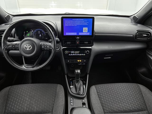 Toyota YARIS Cross 1.5 Hybrid Dynamic | Navigatie | ACC | Clima | Stoelverwarming | Keyless | 17" LMV |