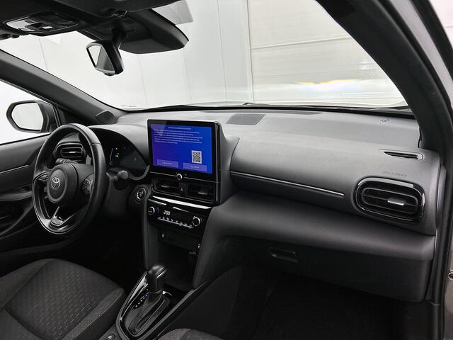 Toyota YARIS Cross 1.5 Hybrid Dynamic | Navigatie | ACC | Clima | Stoelverwarming | Keyless | 17" LMV |