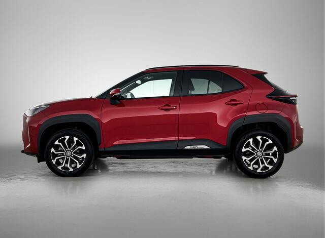 Toyota YARIS Cross 1.5 Hybrid 115 First Edition + | BTW Voertuig | Stoel+stuurverwarming | Cruise Control Adaptive | Camera | Climate Control | Apple CarPlay-Android Auto |