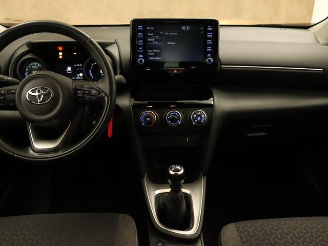 Toyota YARIS Cross 1.5 VVT-I Active - ORIGINEEL NEDERLANDSE AUTO - VASTE TREKHAAK 1350KG GEREMD TREKGEWICHT - APPLE CARPLAY/ANDROID AUTO - ACHTERUITRIJ CAMERA - ADAPTIVE CRUISE CONTROL