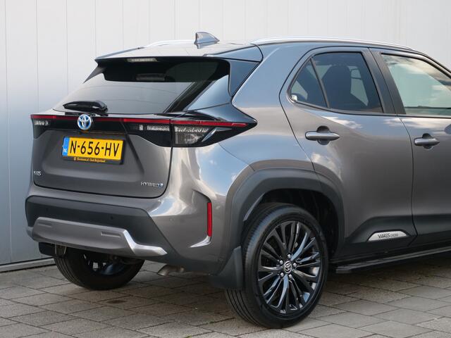 Toyota YARIS Cross 1.5 Hybrid Adventure 116 Pk Automaat Navi / DAB / Apple Carplay / Camera / Stoelverwarming