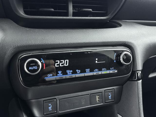 Toyota YARIS 1.5 Hybrid Style | Stoelverwarming | Navigatie | Parkeercamera |