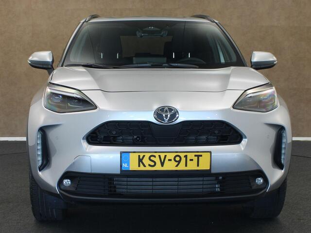 Toyota YARIS Cross 1.5 Hybrid 130 Dynamic - DODEHOEK DETECTIE - DIRECT UIT VOORRAAD LEVERBAAR - PARKEERSENSOREN VOOR EN ACHTER - STOEL & STUUR VERWARMING - DRAADLOZE TELEFOONLADER - KEYLESS ENRTY & START - BESTUURDERS EN BIJRIJDERSSTOEL IN HOOGTE VERSTELBAAR