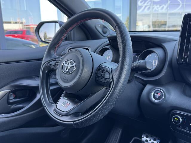 Toyota YARIS 1.5 Hybrid GR Sport | Full LED | Keyless | Carplay | DAB+ | Adaptive Cruise
