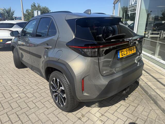 Toyota YARIS Cross 1.5 Hybrid 115 First Edition + trekhaak, 1e eigenaar, NL auto, dealer onderhouden, slechts 32000km!