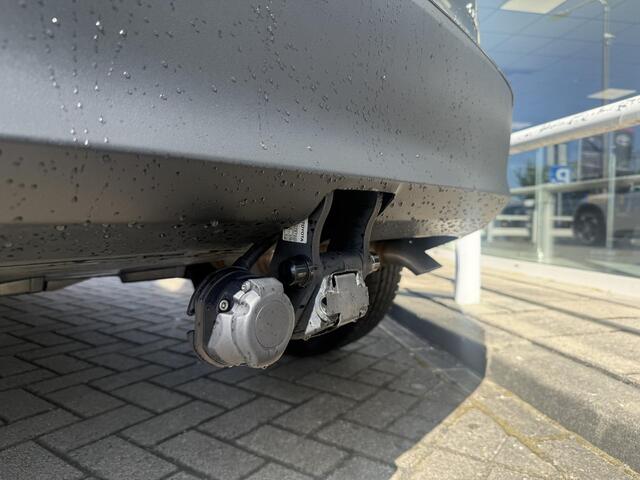 Toyota YARIS Cross 1.5 Hybrid 115 First Edition + trekhaak, 1e eigenaar, NL auto, dealer onderhouden, slechts 32000km!