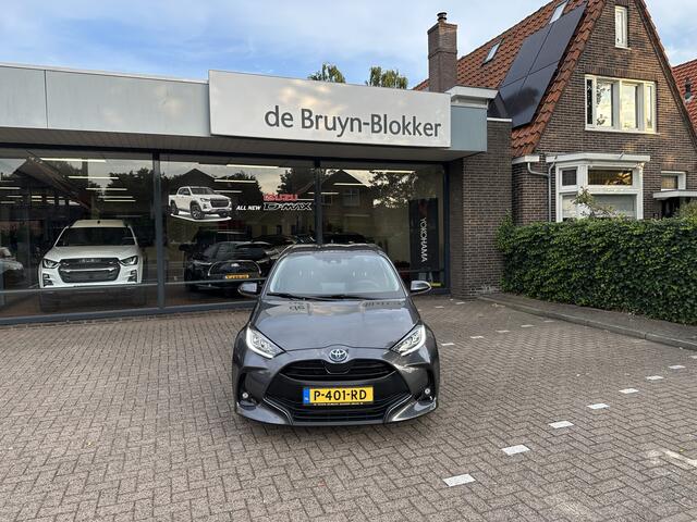 Toyota YARIS 1.5 Hybrid Dynamic Apple Carplay / Anroid Auto / stoelverwarming / goed onderhouden / Toyota Pechhulppas / Toyota 10 jaar garantie programma / Rijklaarprijs incl. garantie en onderhoud