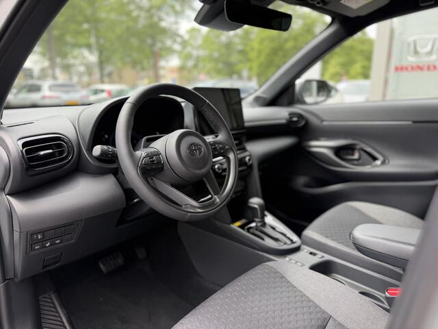 Toyota YARIS Cross 1.5 Hybrid 130 Style Edition Parkeersensoren, Dodehoekdetectie, Navigatie