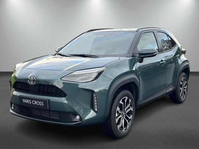Toyota YARIS Cross 1.5 Hybride 130 pk Black Edition, Safety + Winter pakket.