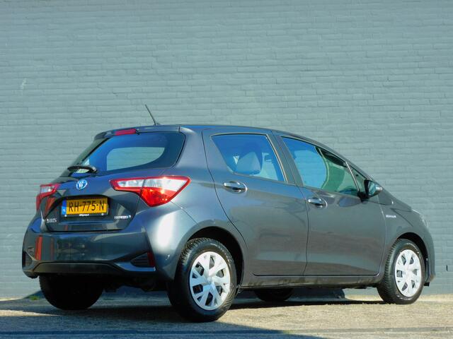 Toyota YARIS 1.5 Hybrid Aspiration TOPSTAAT! DEALER ONDERHOUDEN! CAMERA! 4 SEIZOENENB! BLUETOOTH! CLIMA! CRUISE!