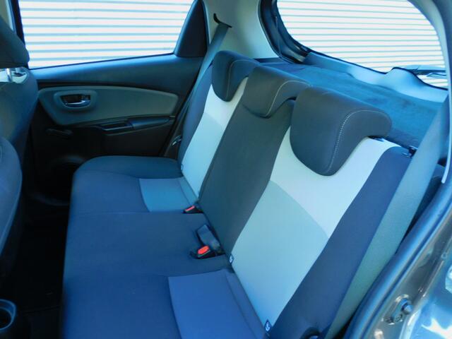 Toyota YARIS 1.5 Hybrid Aspiration TOPSTAAT! DEALER ONDERHOUDEN! CAMERA! 4 SEIZOENENB! BLUETOOTH! CLIMA! CRUISE!