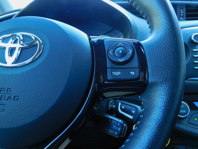 Toyota YARIS 1.5 Hybrid Aspiration TOPSTAAT! DEALER ONDERHOUDEN! CAMERA! 4 SEIZOENENB! BLUETOOTH! CLIMA! CRUISE!