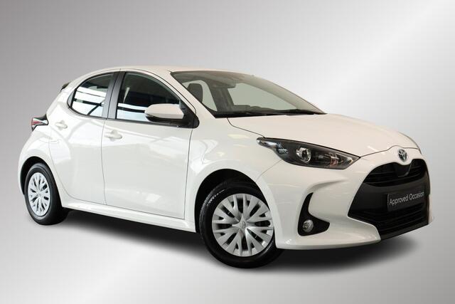 Toyota YARIS 1.5 Hybrid Active, Navi, DAB, Keyless Entry, Apple Carplay, Android Auto, Camera!