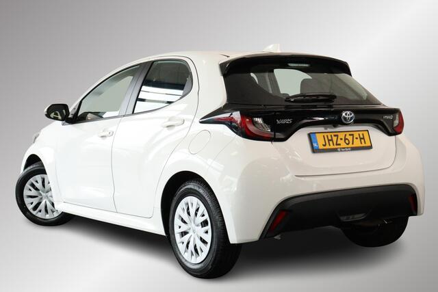 Toyota YARIS 1.5 Hybrid Active, Navi, DAB, Keyless Entry, Apple Carplay, Android Auto, Camera!