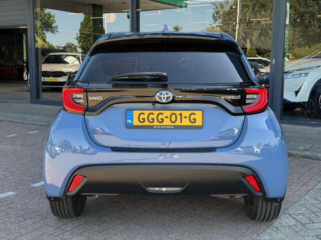Toyota YARIS 1.5 Hybrid Executive STOELVERWARMING | ACHTERUITRIJCAMERA | APPLE CARPLAY | AC/ECC / AUTOMATISCHE KLIMAATREGELING | CRUISECONTROL | PARKEERSENSOREN | LED-VERLICHTING | LANE ASSIST / RIJSTROOKASSISTENT | GETINTE RAMEN | NAVIGATIE