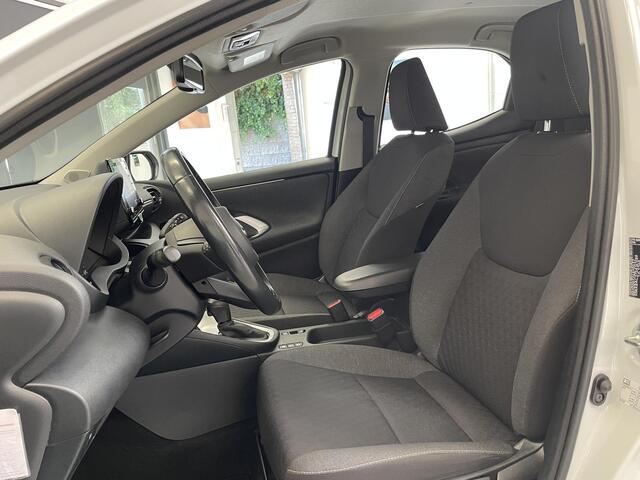 Toyota YARIS 1.5 Hybrid Active | CARPLAY | CAMERA |