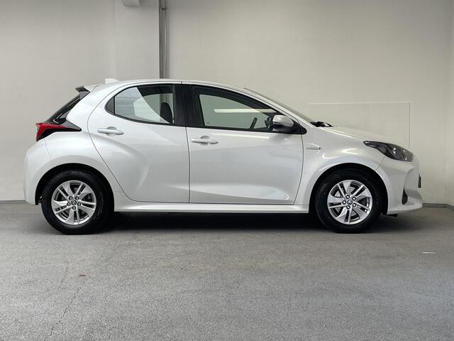 Toyota YARIS 1.5 Hybrid Active | CARPLAY | CAMERA |