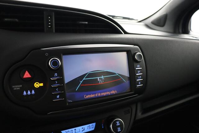 Toyota YARIS 1.5 VVT-i Executive | Bluetooth | cruise control | lichtmetalen velgen 15" |