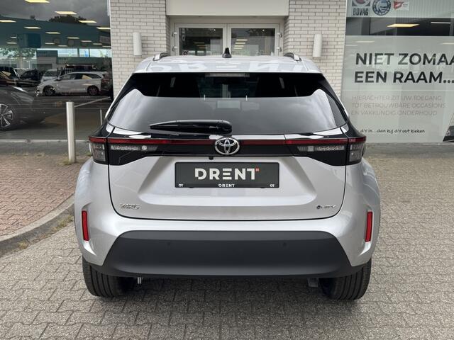 Toyota YARIS Cross 1.5 Hybrid 130 Dynamic | Comfort Pack | Sensoren v/a | Stoelverw