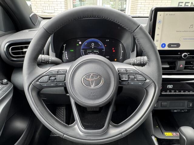 Toyota YARIS Cross 1.5 Hybrid 130 Dynamic | Comfort Pack | Sensoren v/a | Stoelverw