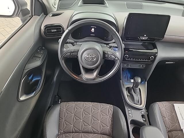 Toyota YARIS Cross 1.5 Hybrid Executive H-LEER | HUD | TREKH. | ECC | ADAPT. CRUISE