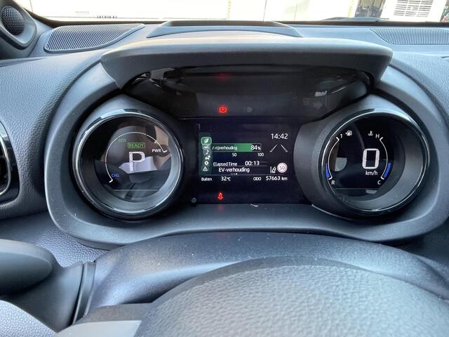 Toyota YARIS 1.5 Hybrid Launch Edition