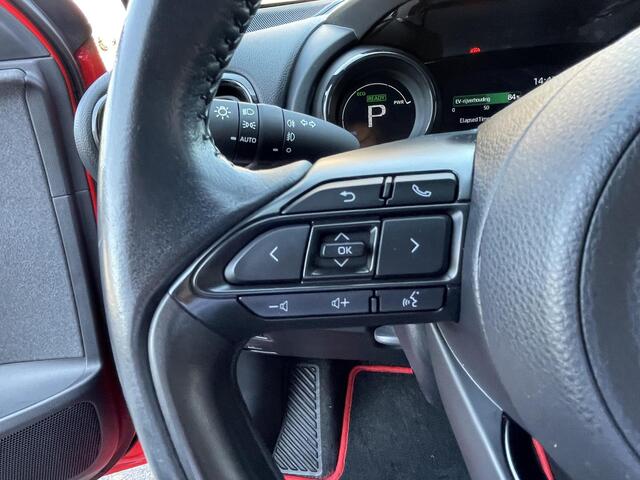Toyota YARIS 1.5 Hybrid Launch Edition