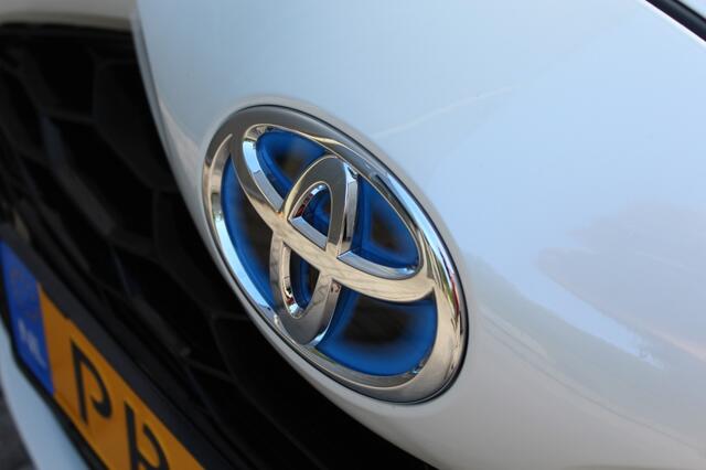 Toyota YARIS 1.5 Hyb. Bi-Tone / Afneembare Trekhaak / Navigatie