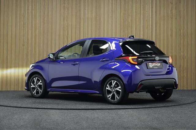 Toyota YARIS 1.5 Hybrid 115 Dynamic + Comfort Pack | Adaptive-cruise | Apple Carplay & Android Auto | Parkeerhulp | Camera | Clima | Maps Navigatie | Keyless | Stoel & Stuurverwarming | Dodehoekdetectie