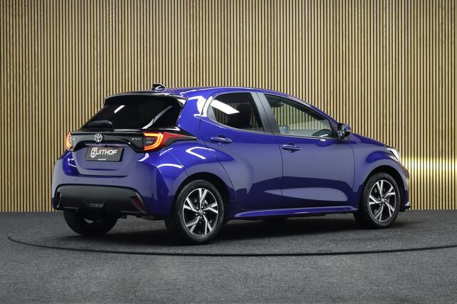 Toyota YARIS 1.5 Hybrid 115 Dynamic + Comfort Pack | Adaptive-cruise | Apple Carplay & Android Auto | Parkeerhulp | Camera | Clima | Maps Navigatie | Keyless | Stoel & Stuurverwarming | Dodehoekdetectie