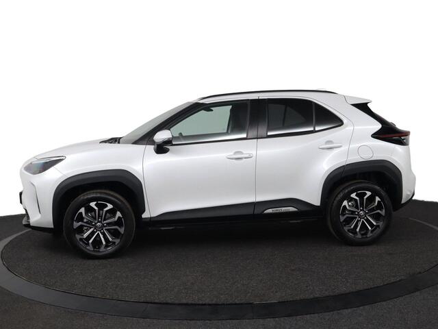 Toyota YARIS Cross 1.5 Hybrid Dynamic | Apple Carplay/Android Auto | Parkeercamera | Adaptieve Cruise Control |