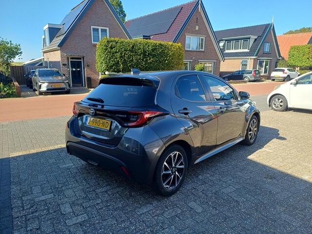 Toyota YARIS 1.5 Hyb. First Ed.